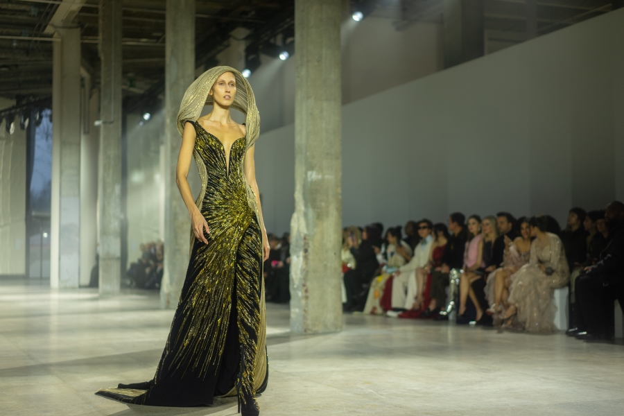 Black and gold gowns inspired by ancient Egyptian civilisation . Image 1